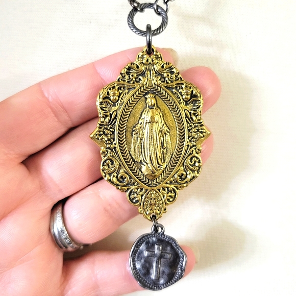 Beautiful Handmade Virgin Mary Religious Charm Necklace in Gold and Gunmetal - Picture 9 of 11